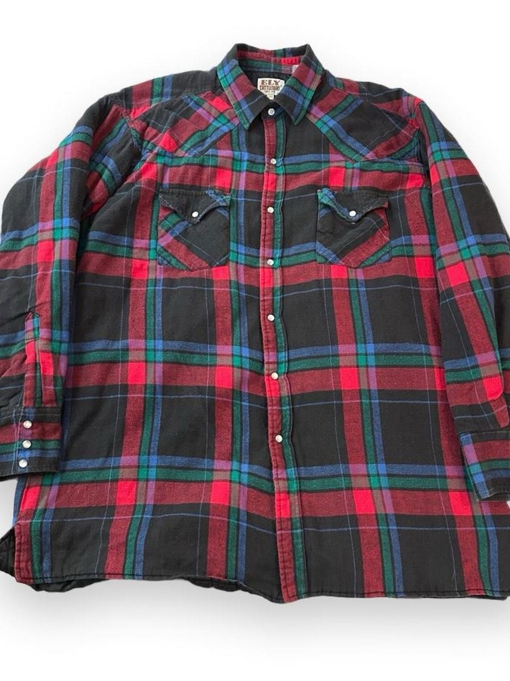 Men's XL Black and Red Plaid Western pearl snap Button Up Shirt